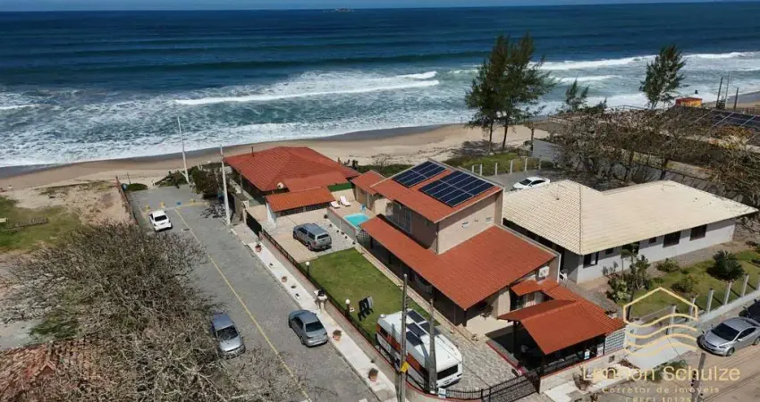 Casa com vista mar e suíte master a venda em barra do sul - salinas.