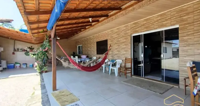 Duas casas a venda no mesmo terreno a venda em barra do sul - salinas