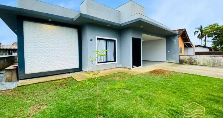 Casa moderna em balneário barra do sul – bairro pinheiros a 160m da lagoa