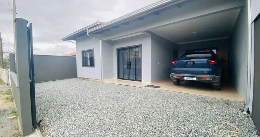 Casa em laje com 3 dormitórios sendo 1 suíte - bal. barra do sul- centro