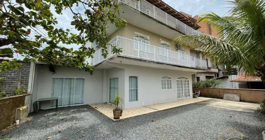 Casa com 7 quartos à venda no Centro, Balneário Barra do Sul 