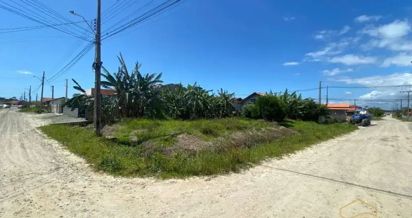 Terreno amplo de esquina com  at 381,60m²- bal. barra do sul- centro