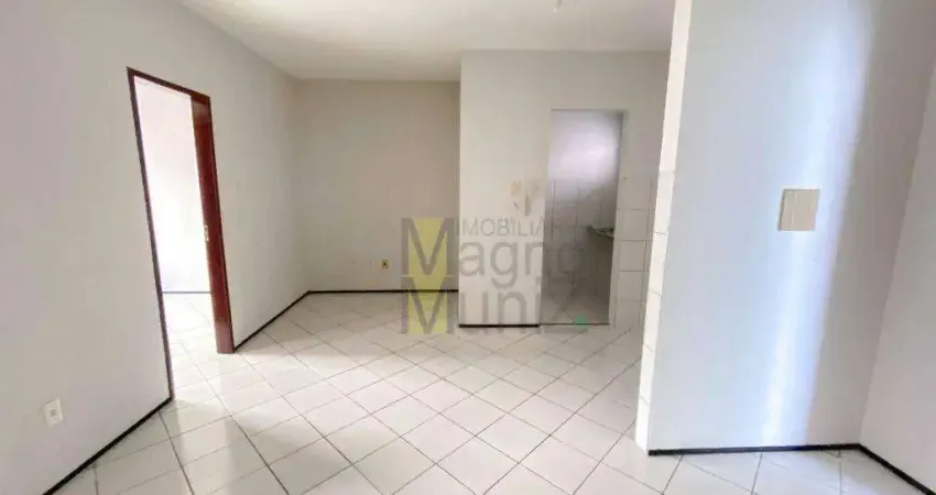 Residencial Dantas 01 – Apartamento com 3 suítes  para alugar, 50 m² por R$ 922/mês - Passaré - Fortaleza/CE