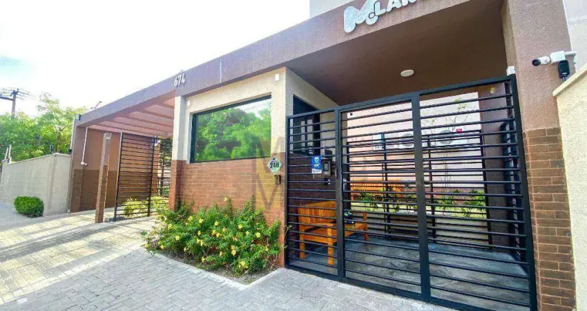 Apartamento com 3 quartos para alugar por R$ 3.400/mês - Sapiranga - Fortaleza/CE