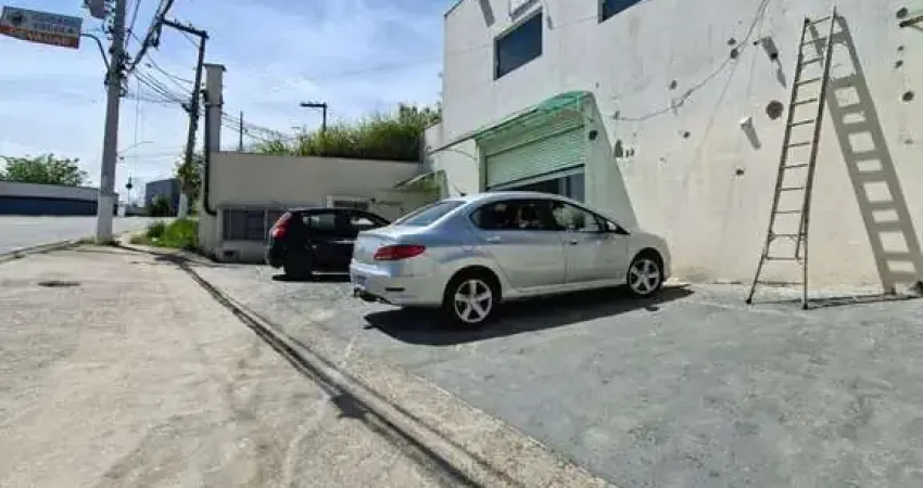 Ponto comercial para alugar na Avenida Arujá, Colina Maria Luíza (Jordanésia), Cajamar