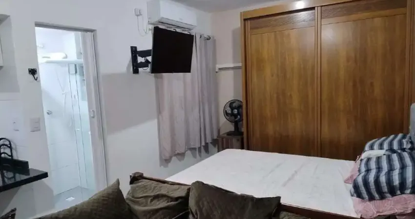 Kitnet / Stúdio à venda na Avenida Doutor Epitácio Pessoa, Ponta da Praia, Santos