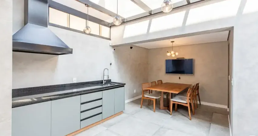 Casa com 4 quartos à venda na Rua Sebastião Rodrigues, 163, Vila Madalena, São Paulo