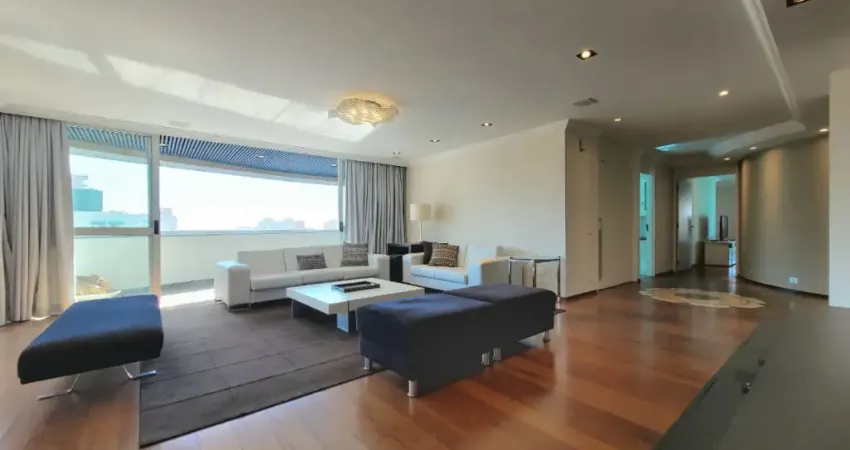 Apartamento PORTEIRA FECHADA 4 Suítes e 4 Vagas - Bairro Jardim.
