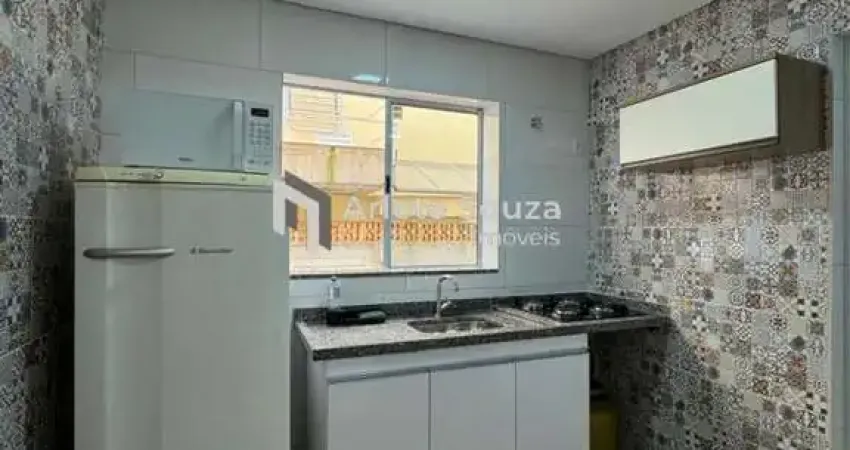 Casa para Locação em Arujá, Cidade Nova Arujá, 1 dormitório, 1 banheiro