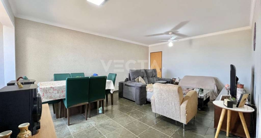 Apartamento Amplo à Venda no Jardim Tangará