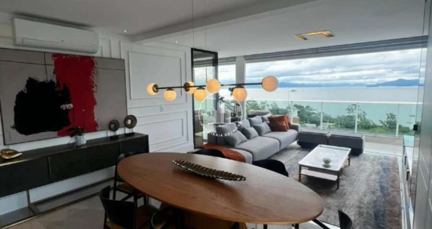 Apartamento 3 Quartos com 3 Suítes e 217m² - Agronômica