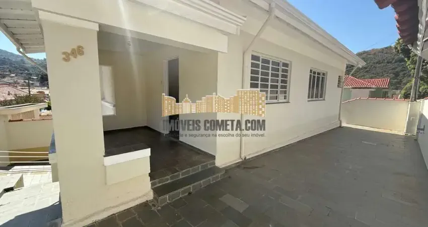 Casa com 3 quartos para alugar no Centro, Águas da Prata 