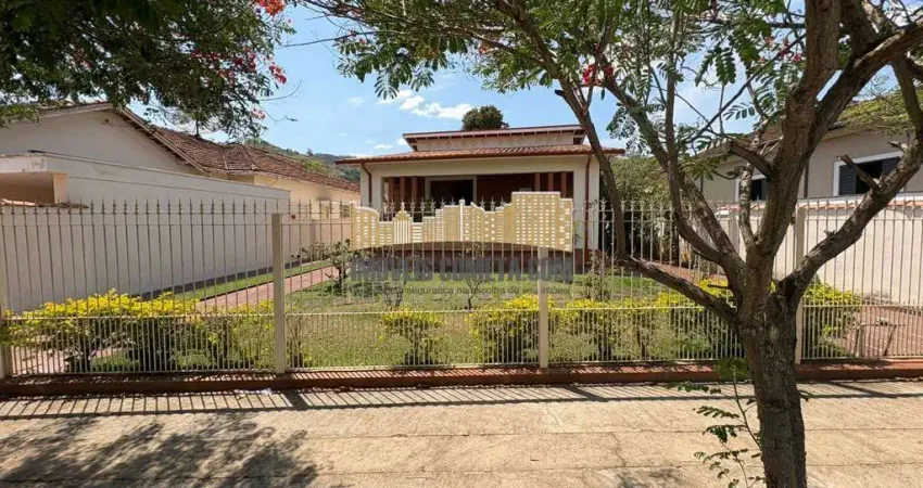 Casa com 3 quartos à venda no Centro, Águas da Prata