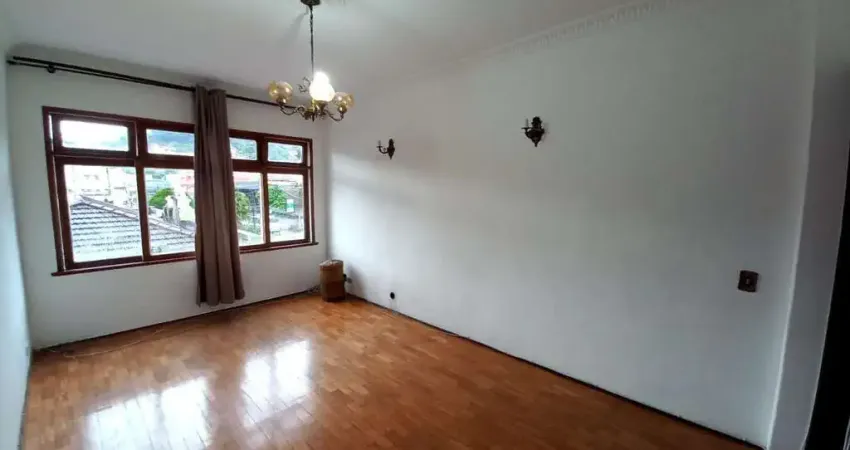 Apartamento com 1 dormitório, 47 m² - venda por R$ 300.000,00 ou aluguel por R$ 1.933,22/mês - Várzea - Teresópolis/RJ
