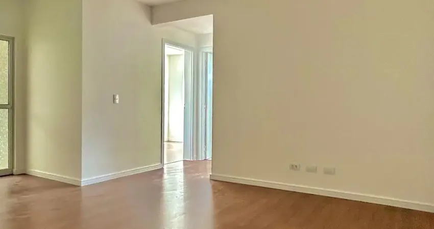 Apartamento Térreo 2 Quartos com 1 Suíte 1 Vaga e Piso Laminado