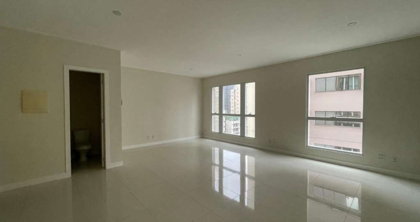 Sala comercial para alugar na Avenida Prefeito Osmar Cunha, 416, Centro, Florianópolis
