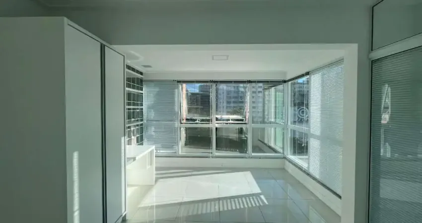 Sala comercial para alugar na Avenida Prefeito Osmar Cunha, 416, Centro, Florianópolis