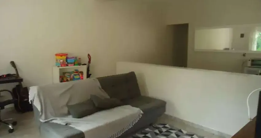 Casa à venda na Rua Dina Bardazzi, 699, Botujuru, Mogi das Cruzes