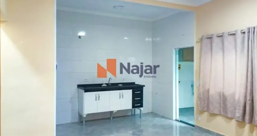 Casa com 2 quartos para alugar na Vila São Sebastião, Mogi das Cruzes