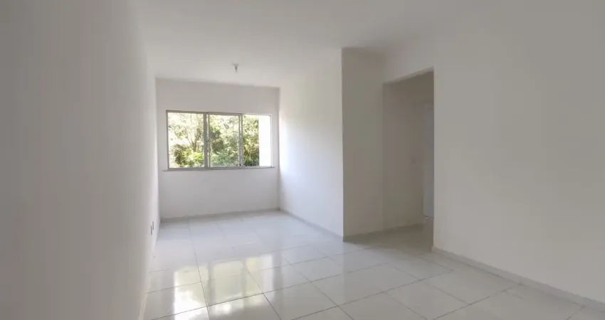 Apartamento à venda na Avenida Luís Viana, Paralela, Salvador