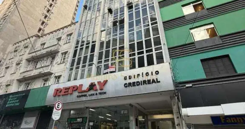 SALA COMERCIAL NO CENTRO DE CURITIBA - 33M²