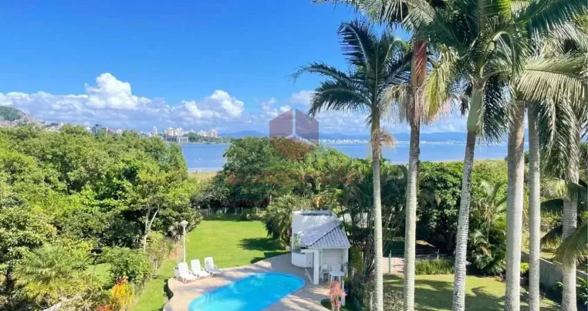 Casa com 3 quartos à venda na Rua Júlio Vieira, 99, João Paulo, Florianópolis