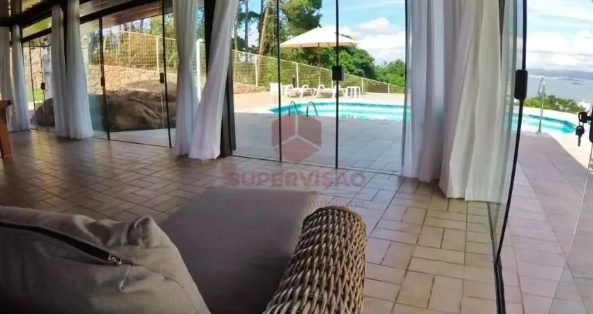 Casa com 4 quartos à venda na Rua Jornalista Narbal Villela, 220, João Paulo, Florianópolis