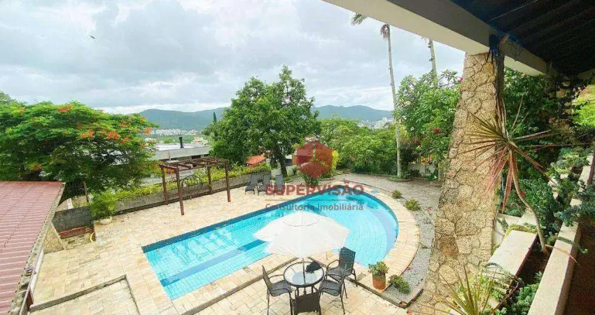 Casa à venda, 411 m² por R$ 2.299.000,00 - Trindade - Florianópolis/SC