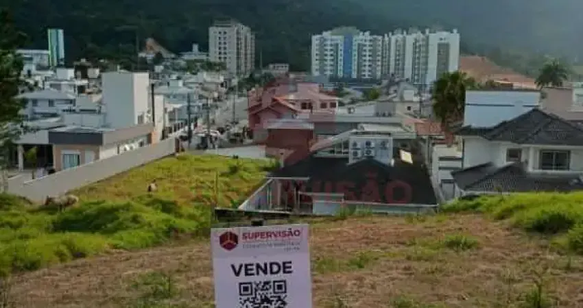 Terreno à venda na Rua das Perdizes, 76, Pedra Branca, Palhoça