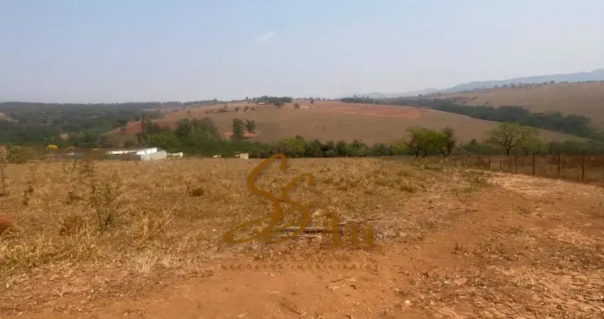 Gleba de 20.000 mil m², região de Varginha, Mateus Leme