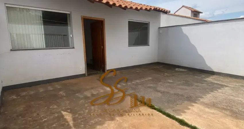 Casa com 2 quartos à venda no Planalto, Mateus Leme 