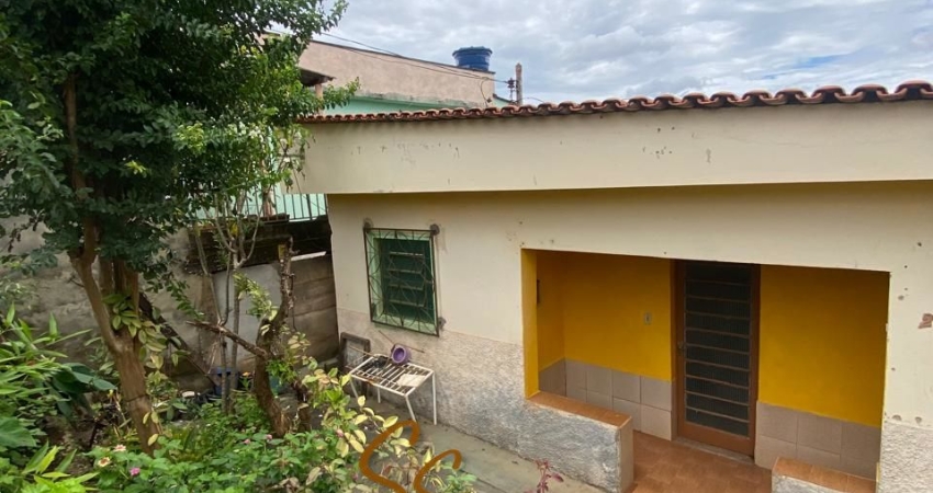 Casa à Venda em Azurita – Mateus Leme/MG | R$ 180.000,00