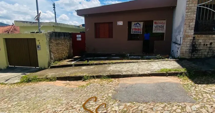 Casa com 4 quartos à venda no Centro, Mateus Leme 
