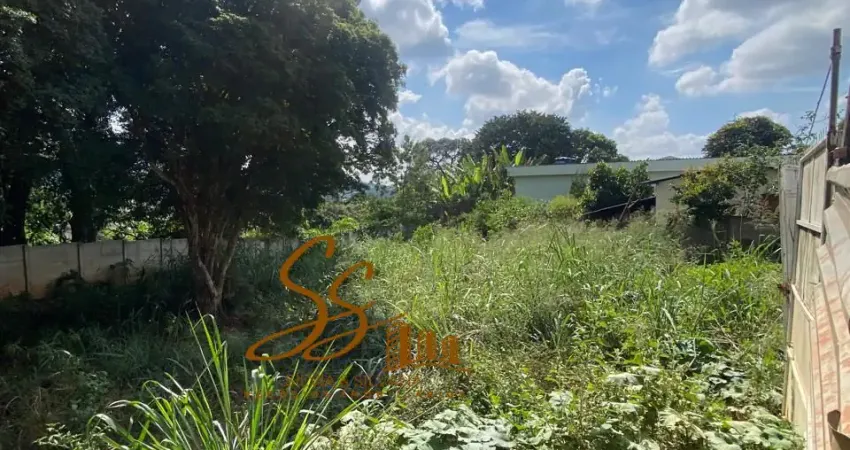 Oportunidade Imperdível — Lote à venda no Centro de Mateus Leme/MG!