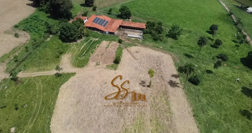Fazenda no engenho – azurita em mateus leme/mg excelente propriedade rural com localização privilegiada! acesso fácil tanto por azurita (a apenas 2,5 km da rodovia, sendo 1,5 km de estrada de terra) q