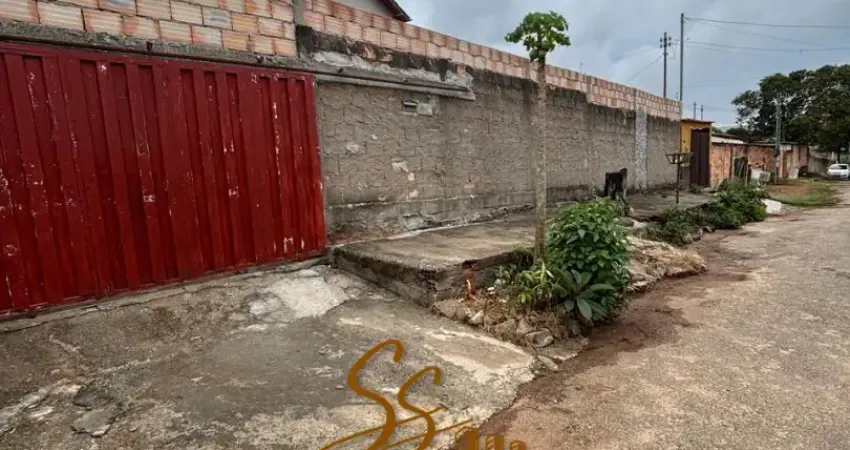 Cód 439 casa no bairro vila suzana – mateus leme/mg excelente oportunidade para você conquistar sua casa própria! imóvel com três quartos, sala, cozinha, banheiro social e área de serviço coberta. co