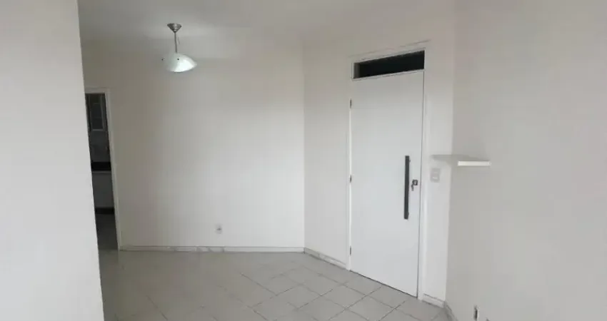 Apartamento com 3 quartos para alugar na Rua Padre Daniel Lisboa, 468, Daniel Lisboa, Salvador
