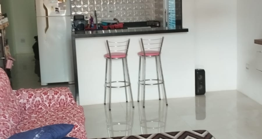 Apartamento 2/4 com suíte, localização privilegiada!!