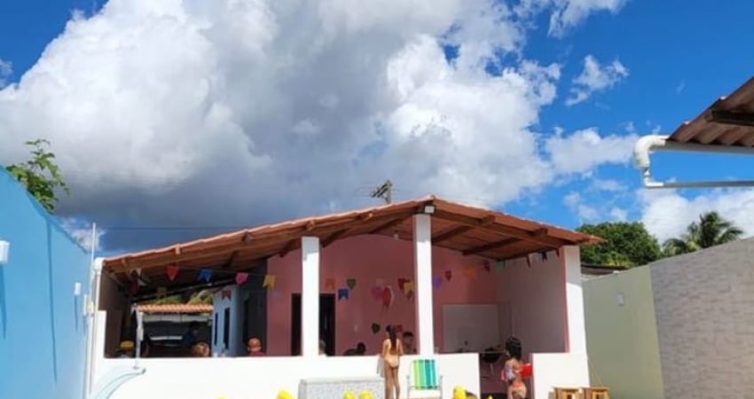 Casa com 4 quartos à venda na Avenida Getúlio Vargas, 42, Centro, Dias D'Ávila