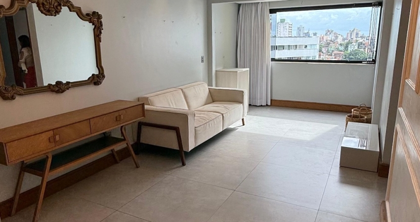 Candeal 3/4 com suíte, ventilação cruzada, oportunidade!