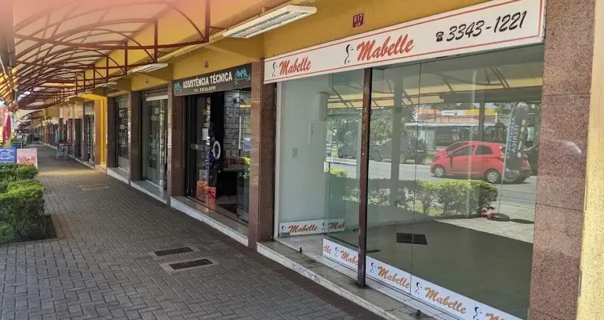 Loja para alugar, 37.00 m2 por R$2200.00  - Portao - Curitiba/PR