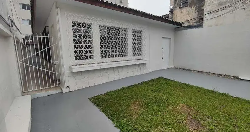 Casa comercial para alugar, 137.00 m2 por r$1717.05  - centro - curitiba/pr