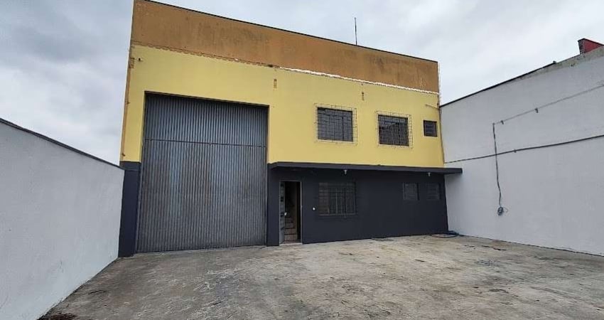 Galpão para alugar, 280.00 m2 por R$7500.00  - Novo Mundo - Curitiba/PR
