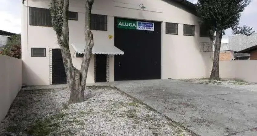 Galpão para alugar, 423.00 m2 por R$9500.00  - Jardim Pedro Demeterco - Pinhais/PR