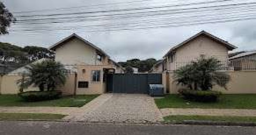 Sobrado com 3 quartos  para alugar, 101.00 m2 por R$3500.00  - A Verde - Curitiba/PR