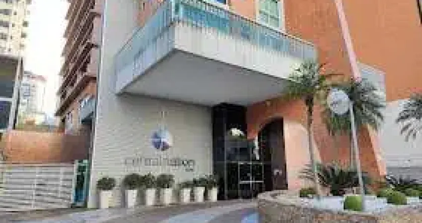 Apartamento com 1 quarto  para alugar, 33.00 m2 por R$2000.00  - Centro - Curitiba/PR