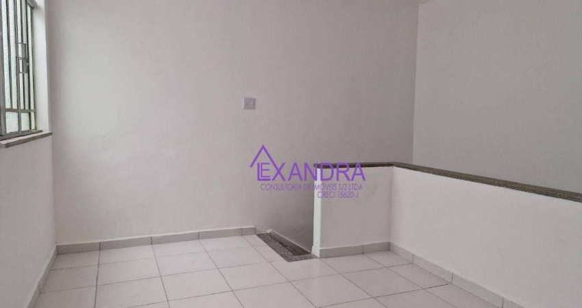 Sobrado com 3 dormitórios para alugar, 105 m² por R$ 4.910,62/mês - Ipiranga - São Paulo/SP