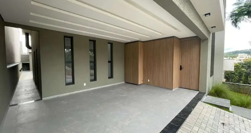 CASA  NOVA TÉRREA, 3 SUÍTES,  NO CONDOMÍNIO EUROVILLE 2, BRAGANÇA PAULISTA