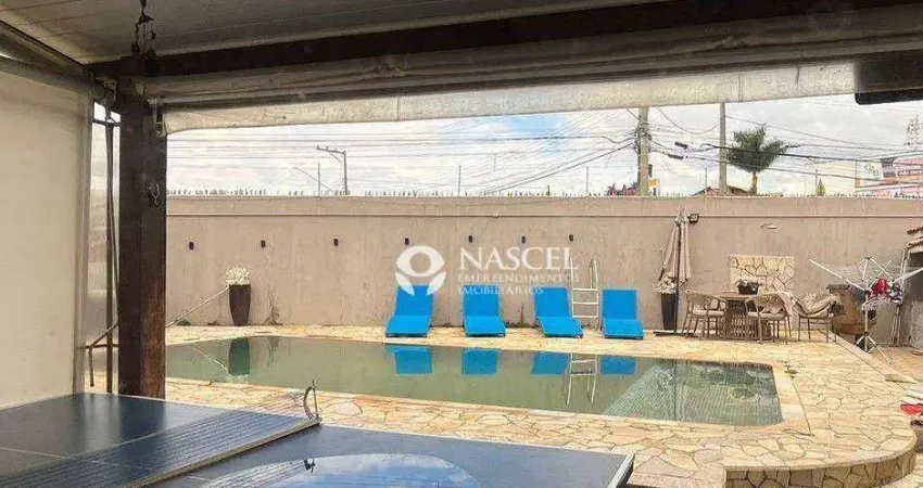CASA com PISCINA, 4 DORMITÓRIOS, 3 VAGAS - ALTOS DE BRAGANÇA