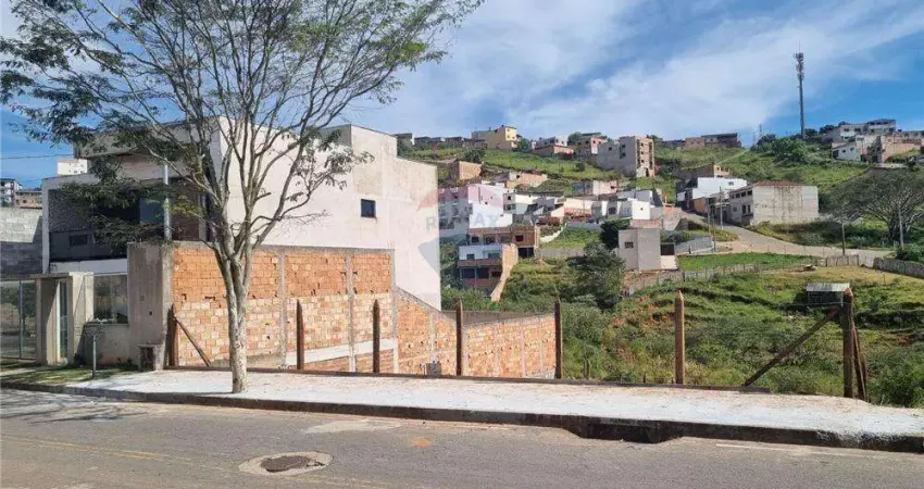 Terreno à venda no Santa Clara, Conselheiro Lafaiete